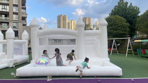 Stock 15ft inflatable - inflatable, bounce