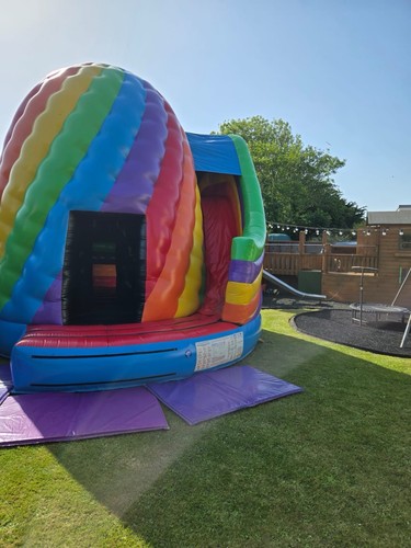 Andy inflatable bouncy - andy, j